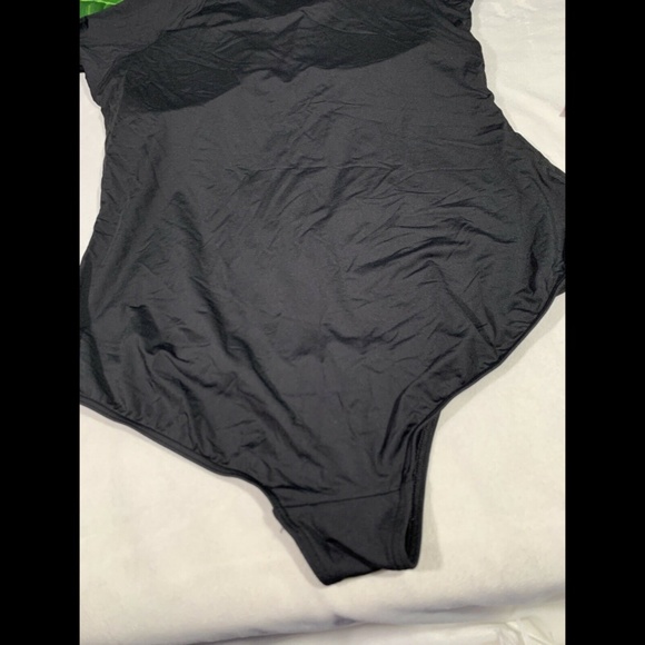 NEW‎ Sea Level Front Zip One-Piece Swimsuit in Black [ 12 US ] - Picture 12 of 12